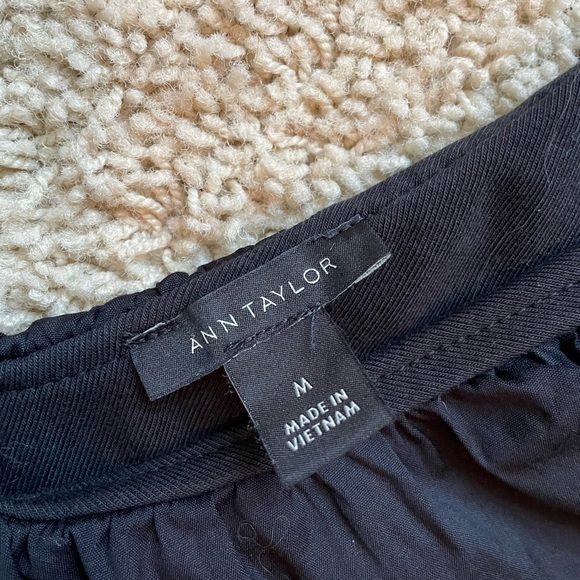 Ann Taylor ruffled tank - Picture 2 of 6